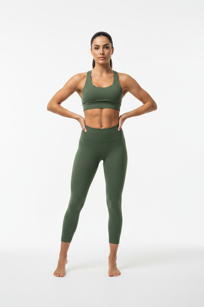 Model view 4 – full body studio shot