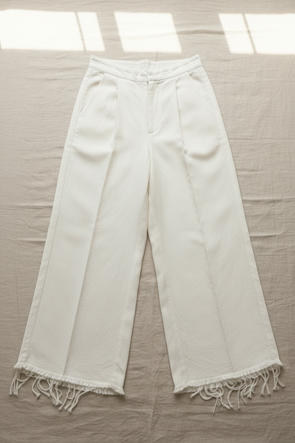 Front view 1 – full flat lay on linen surface
