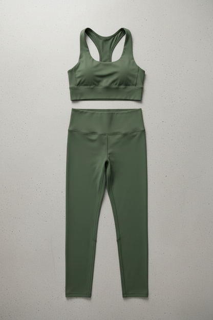 Front view 1 – full set flat lay